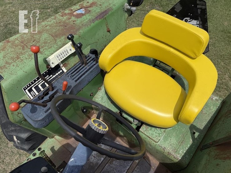 john-deere-4030-image-11