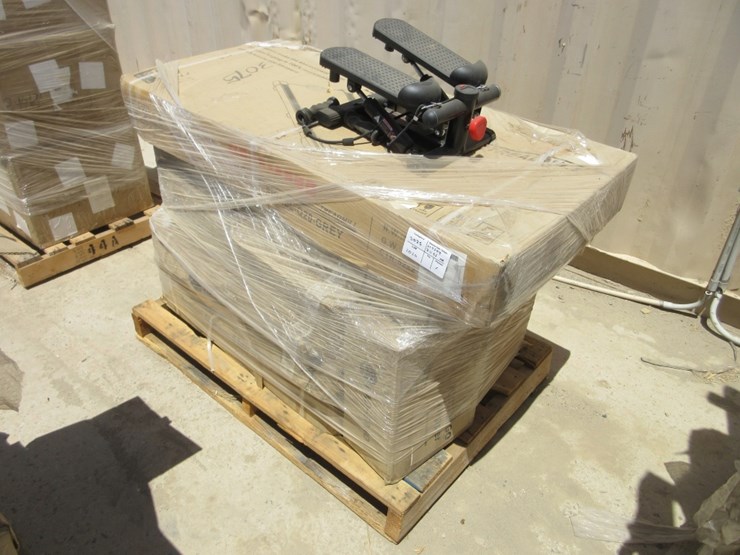 lot-of-misc-exercise-equipment,-image-1