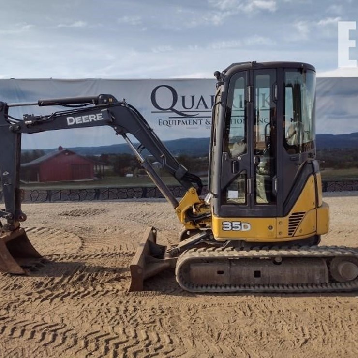 2006 DEERE 35D