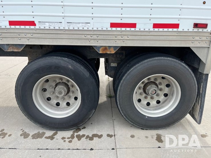 2015-timpte-grain-trailer-image-38