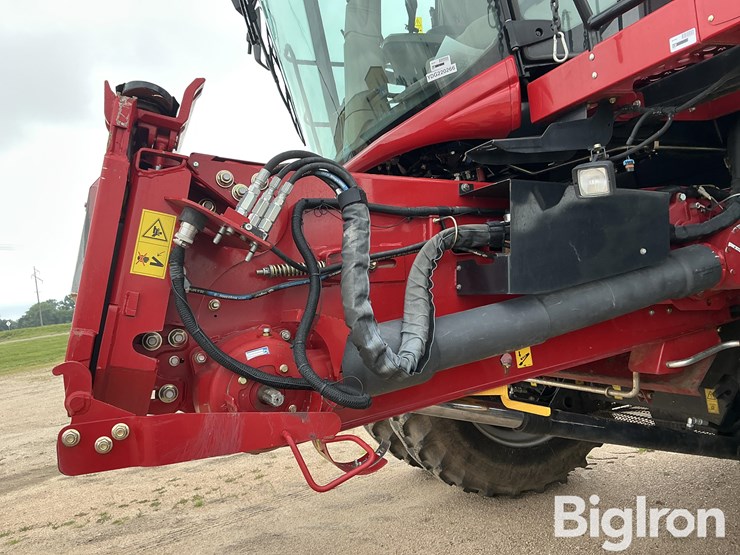2013-case-ih-7230-image-15