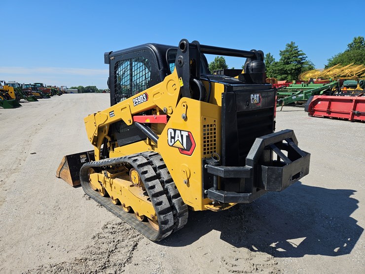 2019-caterpillar-259d3-image-16