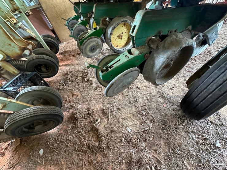 john-deere-7000-image-18