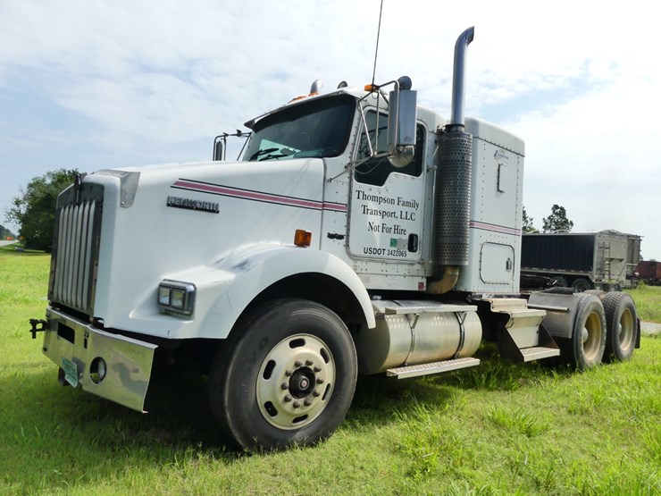 2004-kenworth-t800-image-1