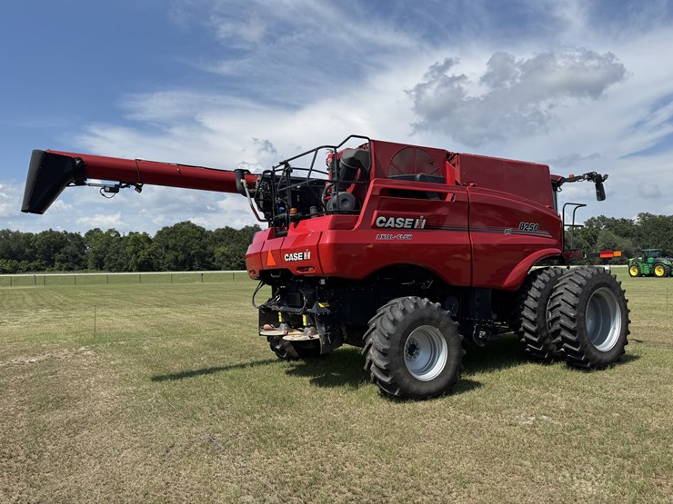2022-case-ih-8250-image-7