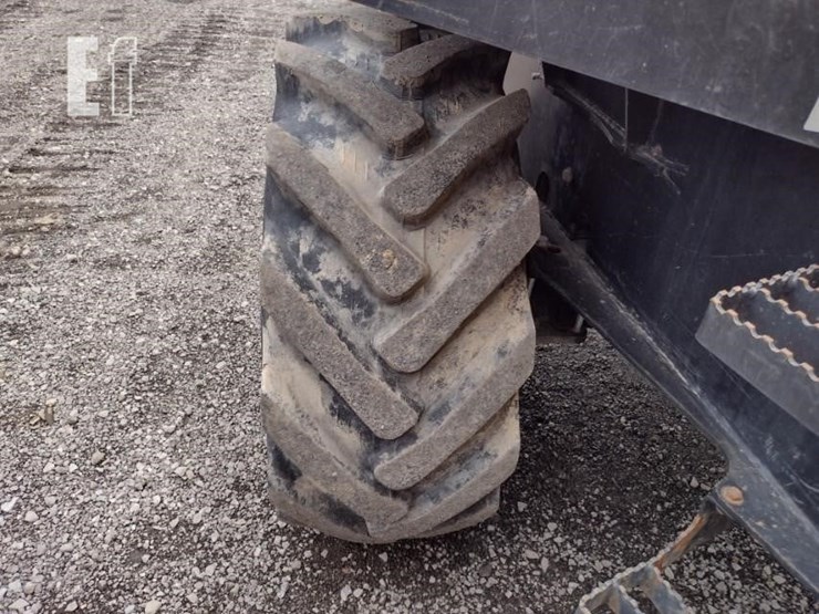 2017-jcb-6tst-image-16