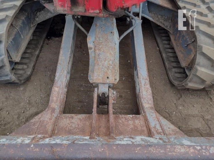 2015-takeuchi-tb280fr-image-20