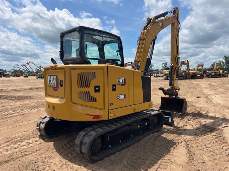 2022-caterpillar-306cr-image-4