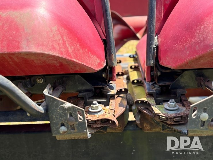 2010-case-ih-3412-image-39