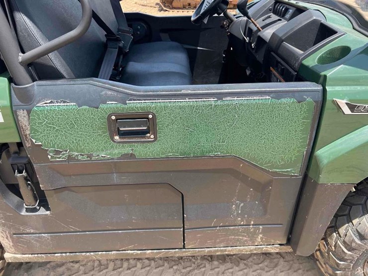2023-kawasaki-mule-image-14