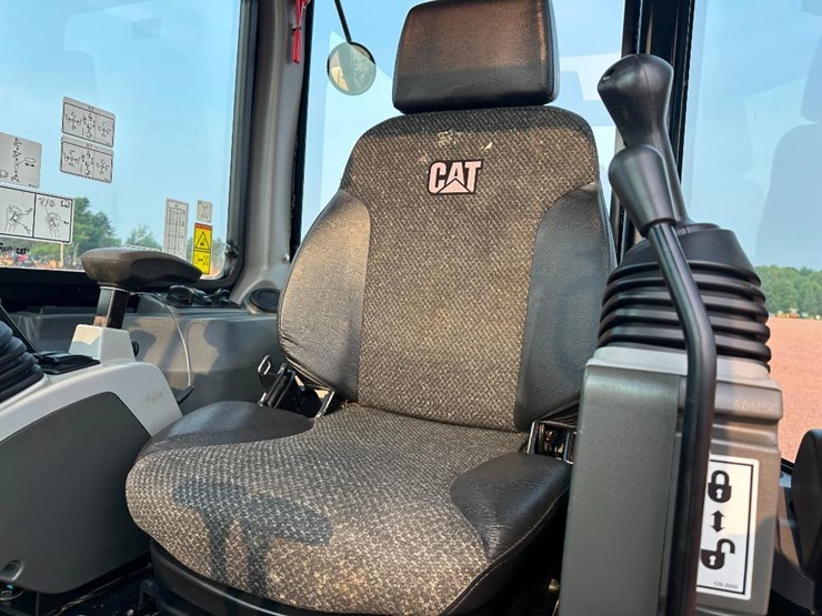 2020-caterpillar-303-image-51