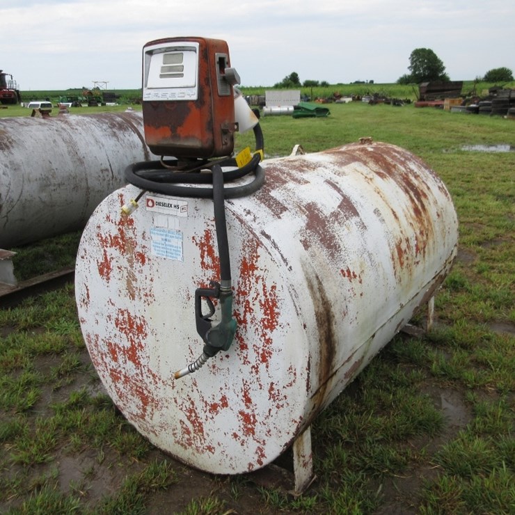 500 gal Fuel Barrel with Pump