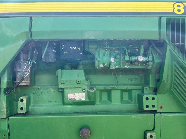 john-deere-8410t-image-17