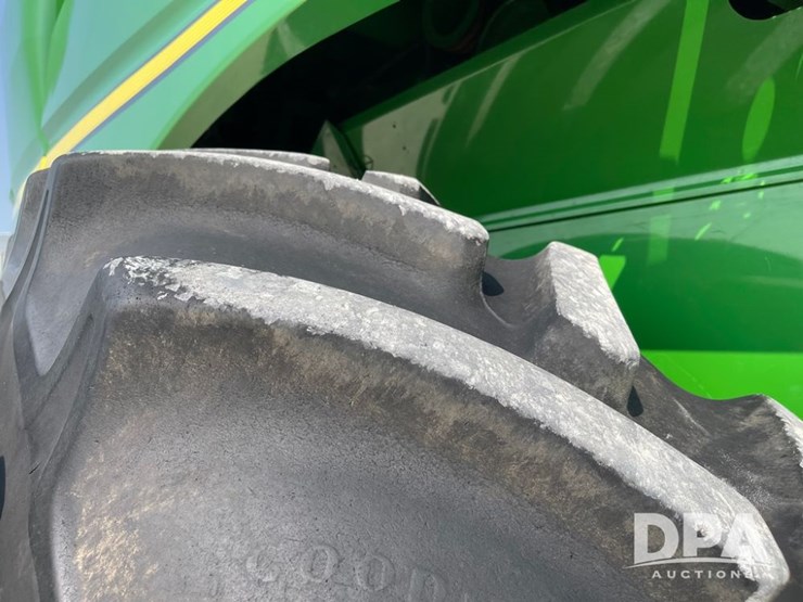 2016-john-deere-s690-image-42