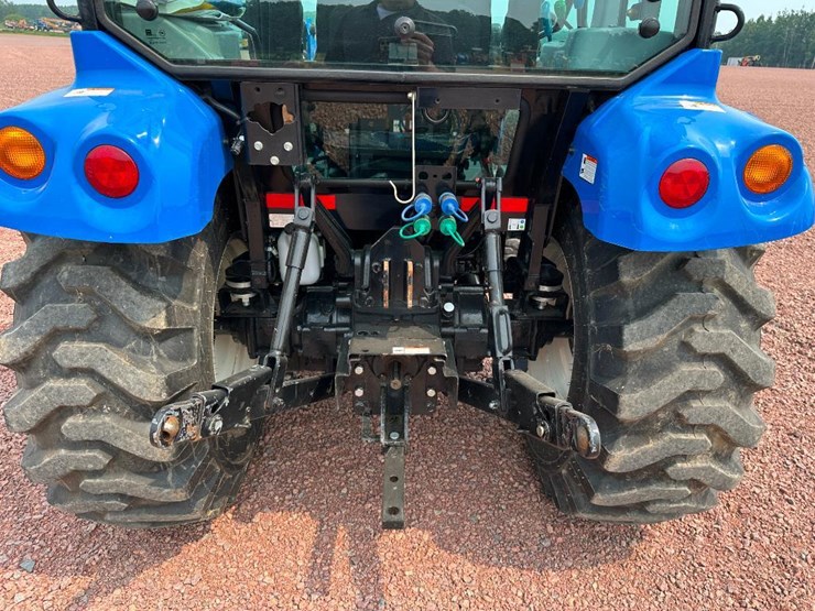 2020-new-holland-boomer-40-image-20