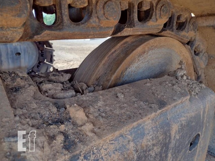 2019-komatsu-pc390-lc-11-image-28