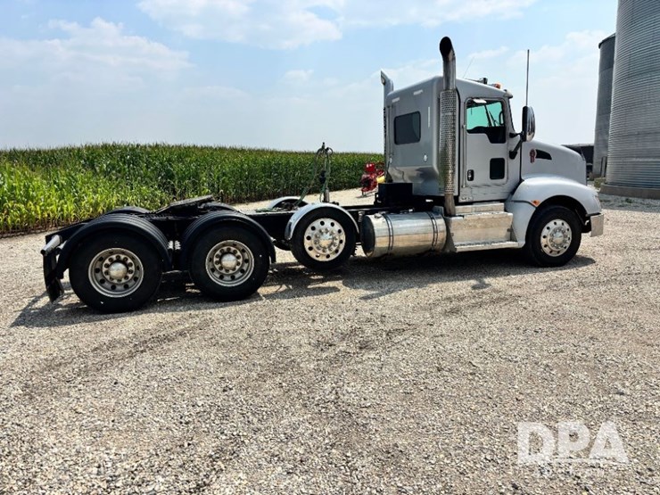 2014-kenworth-t660-image-4