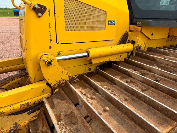 2007-komatsu-d51px-22-image-43