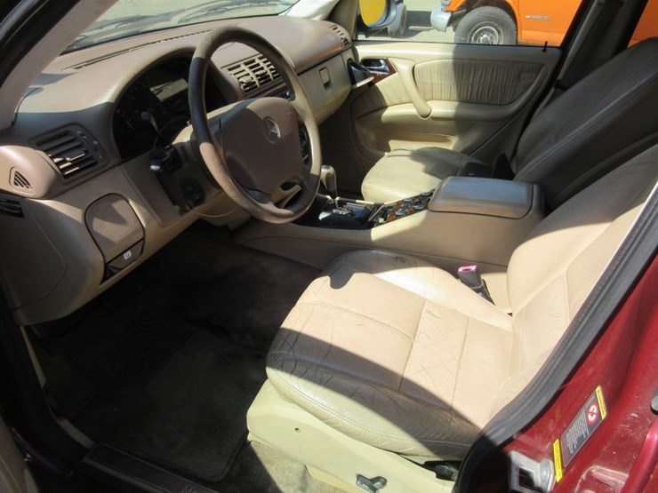 2001-mercedes-benz-ml320-image-8