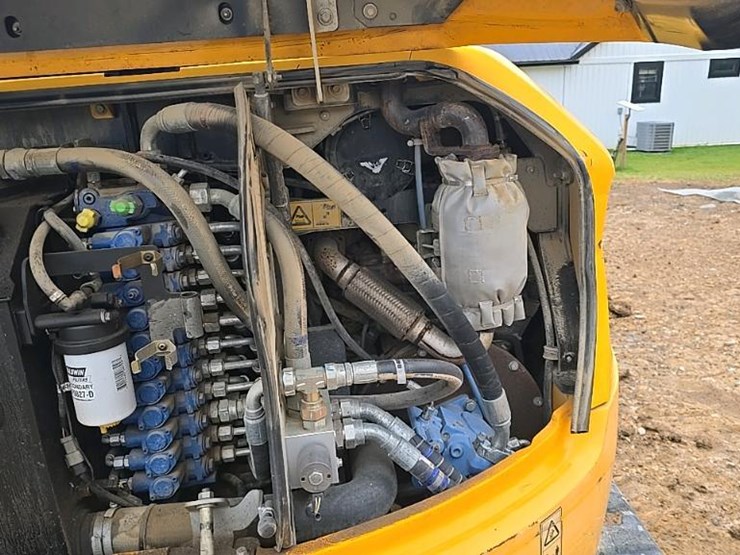jcb-67c-1-image-39