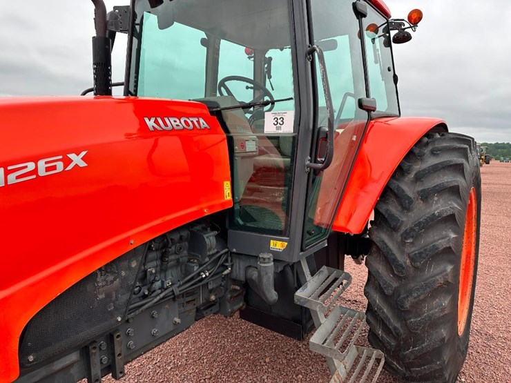 2013-kubota-m126x-image-14