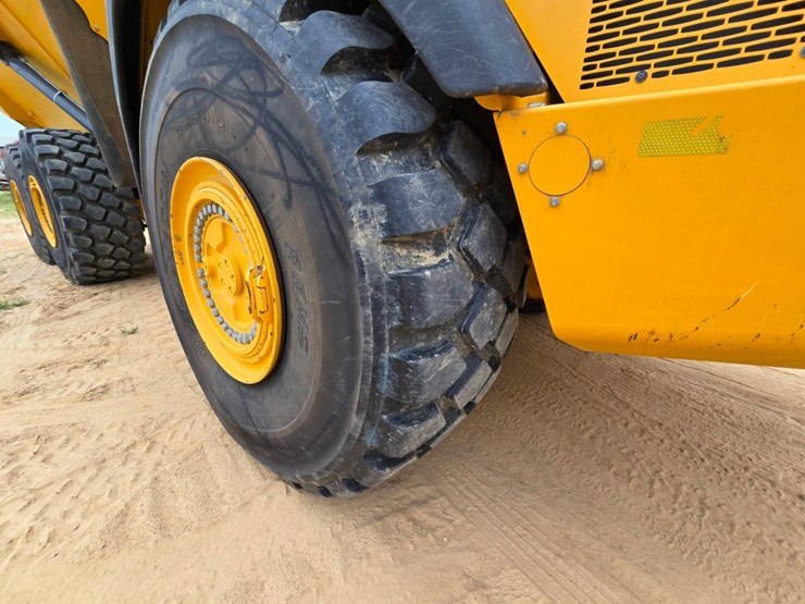 2018-deere-460e-image-68