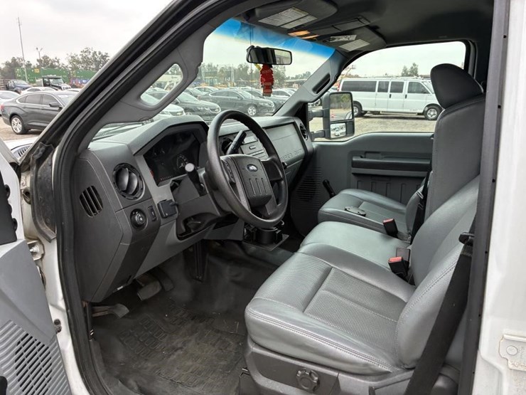 2014-ford-f250-image-12