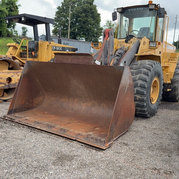 VOLVO L120D