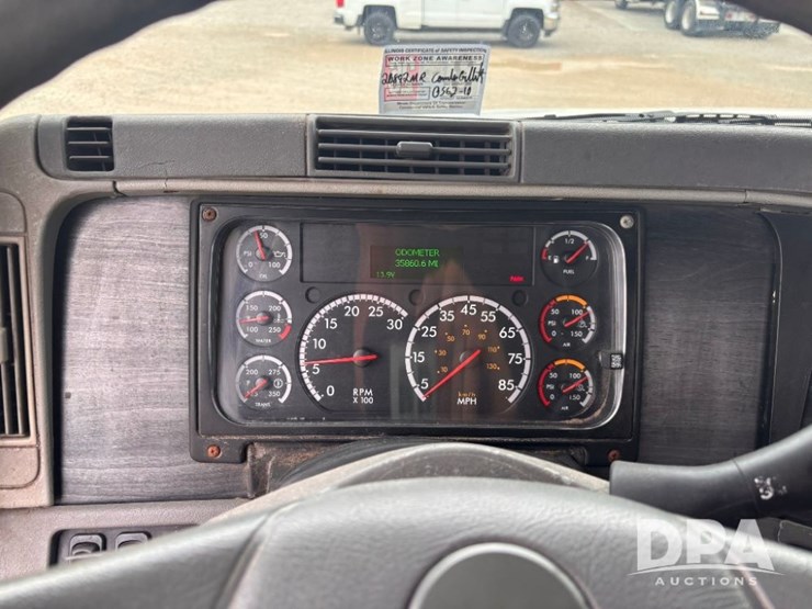 2006-freightliner-columbia-truck-(gp11008,-unit-414)-image-68