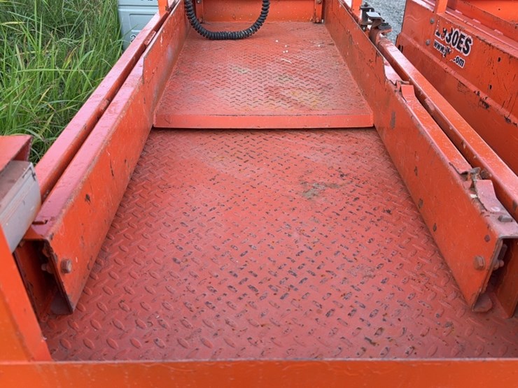 jlg-1930es-image-5