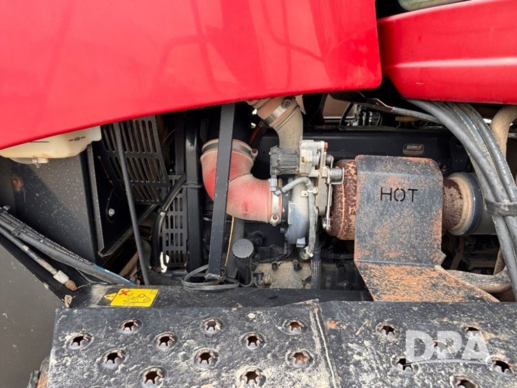 2015-case-ih-titan-3540-image-19