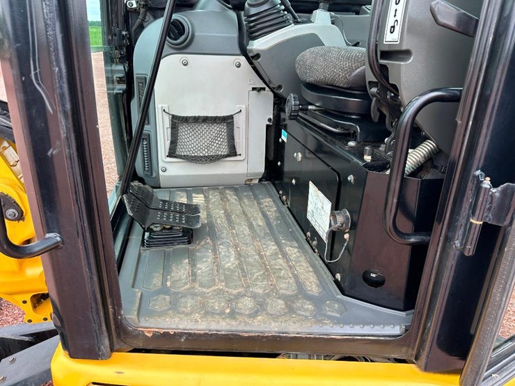 2019-caterpillar-303.5e2-cr-image-53