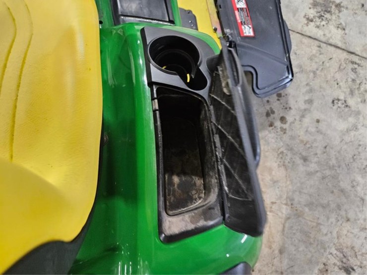 2013-john-deere-x530-image-17