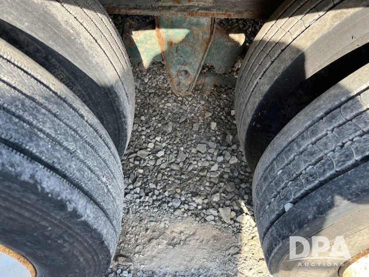 2013-b-b-dry-tender-trailer-(jn2474,-unit-00038)-image-45