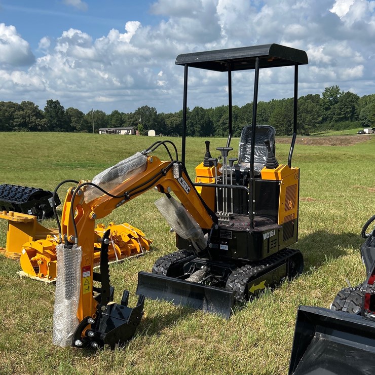 #145 • VICSEC Mini Excavator