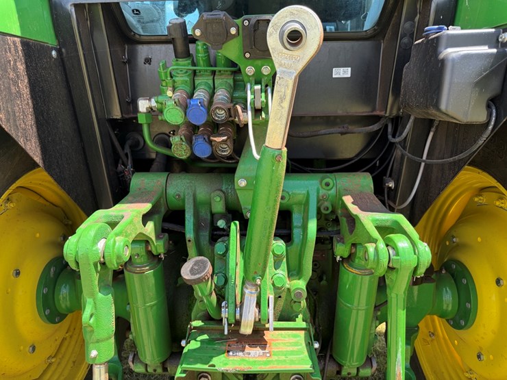 #3-•-2024-john-deere-5130m-image-11