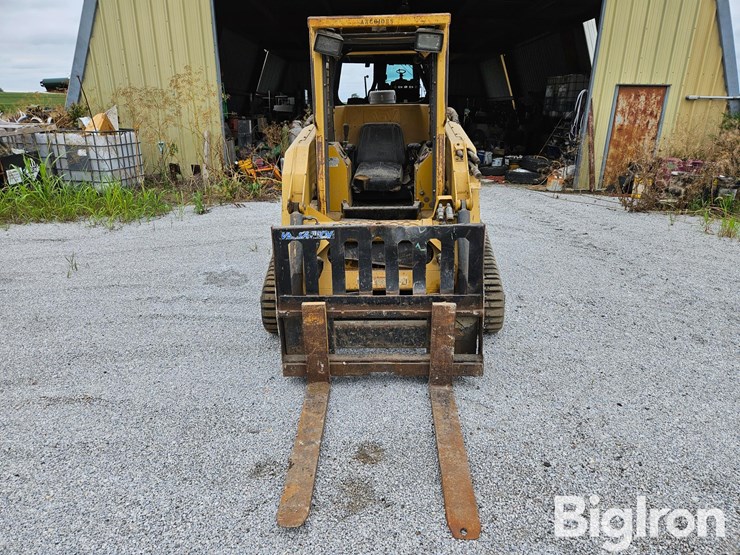 2001-asv-posi-track-4810-image-2