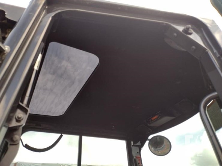 2023-yanmar-sv40-image-15