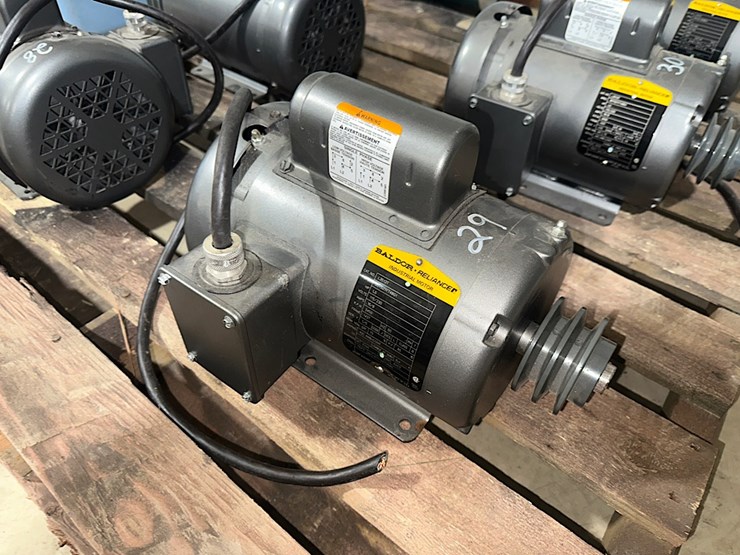baldor-reliance-1.5hp-electric-motor-image-1