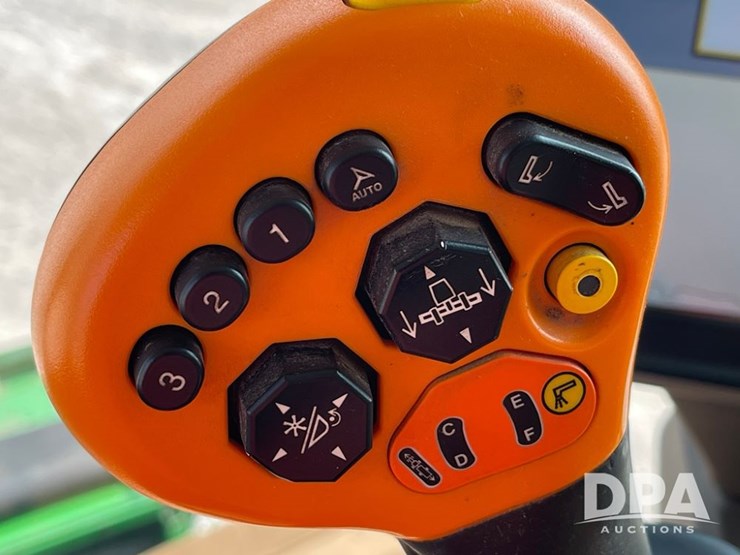2016-john-deere-s690-image-132