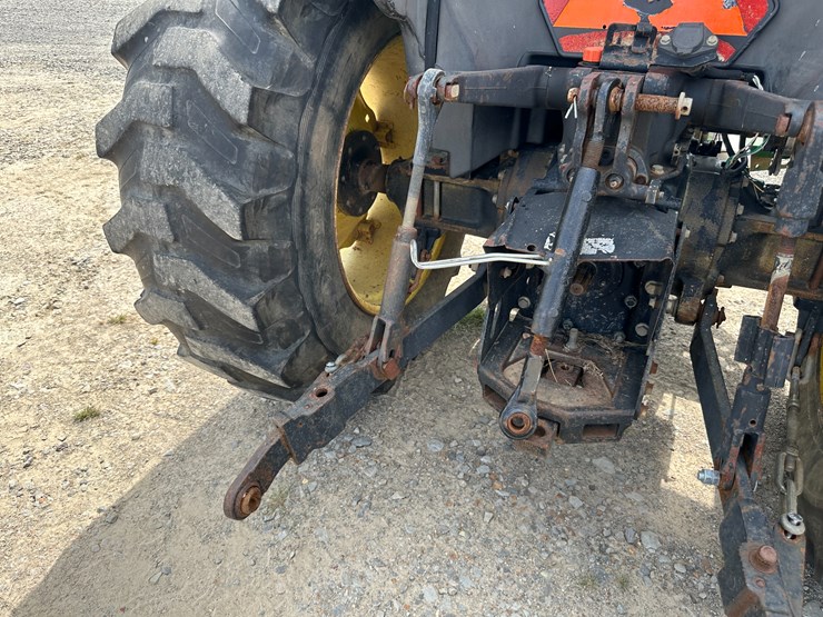 2005-john-deere-5205-image-18