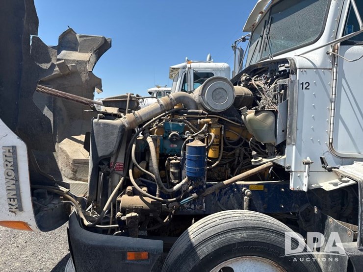 1988-kenworth-t600-image-6