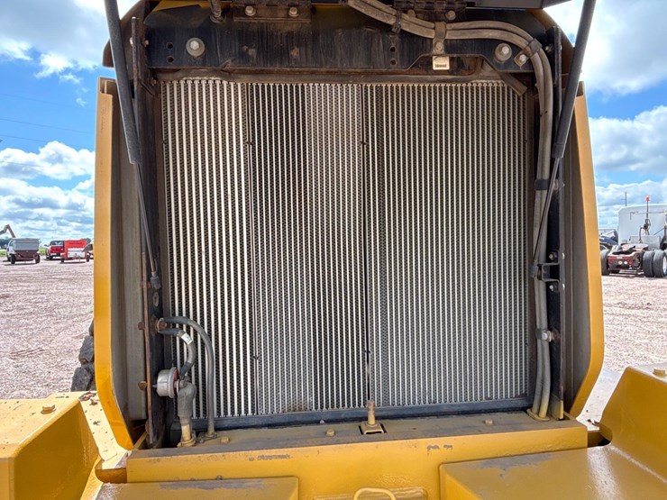 2012-caterpillar-930-image-19