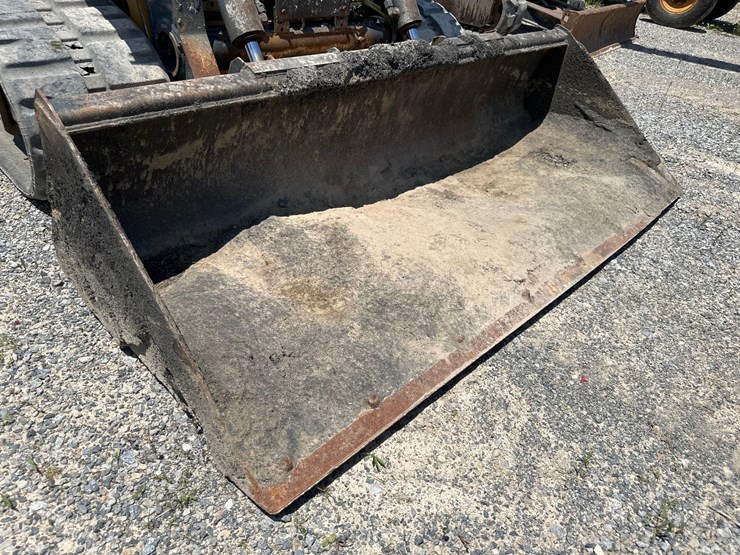 2018-deere-333g-image-4