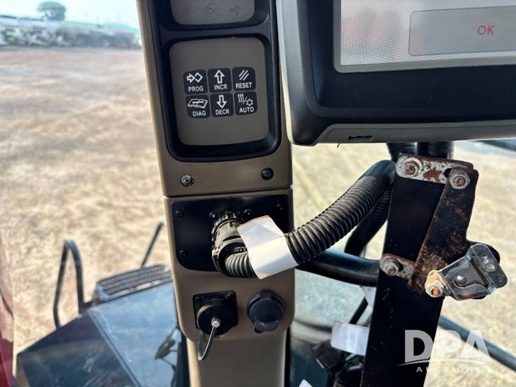 case-ih-titan-4530-image-88