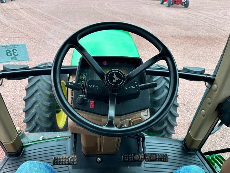 1996-john-deere-7400-image-57