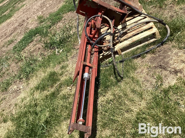 skid-steer-post-driver-image-10