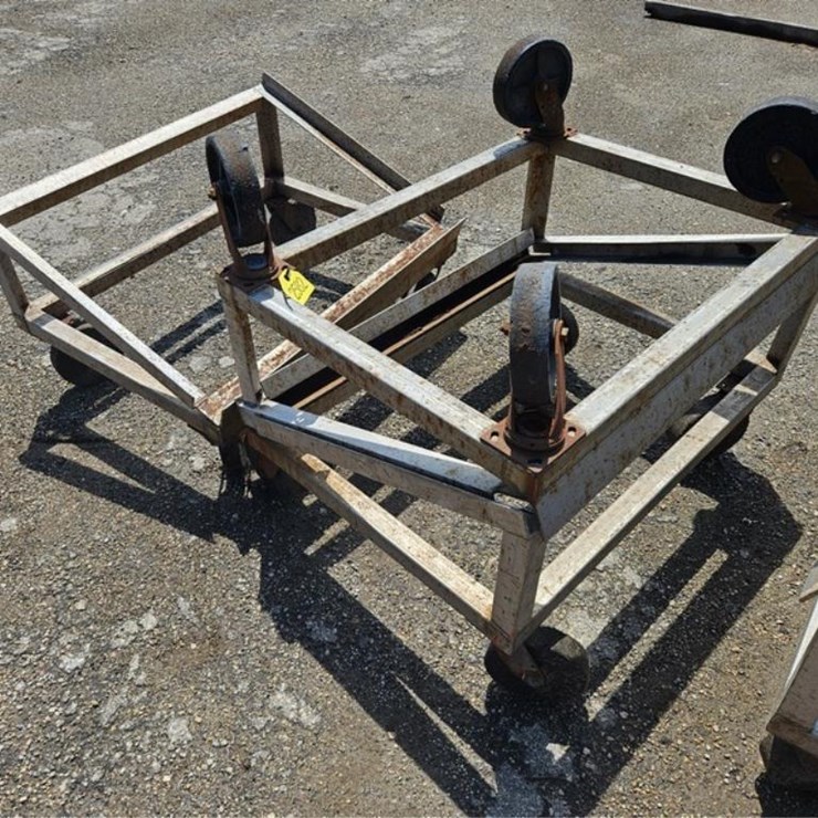 #2582 • (3) Rolling Carts