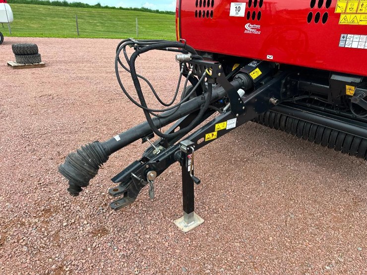 2019-case-ih-rb465-image-21
