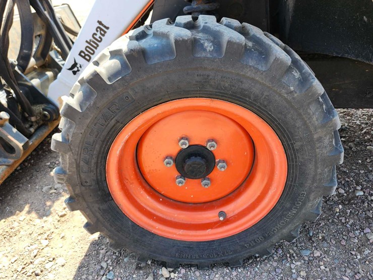 2016-bobcat-toolcat-5600-image-22